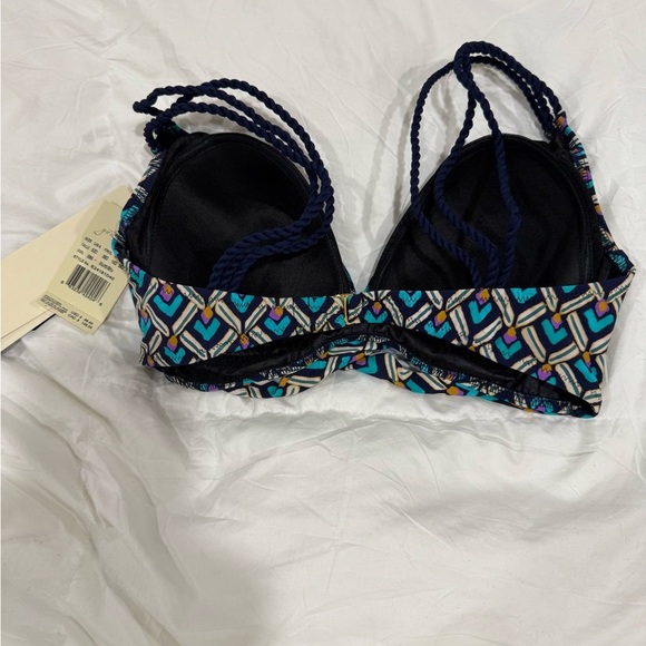 PROFILE BY GOTTEX MASQUERADE D-CUP STRAPPY V-NECK BIKINI TOP Sz 32D - Picture 6 of 8